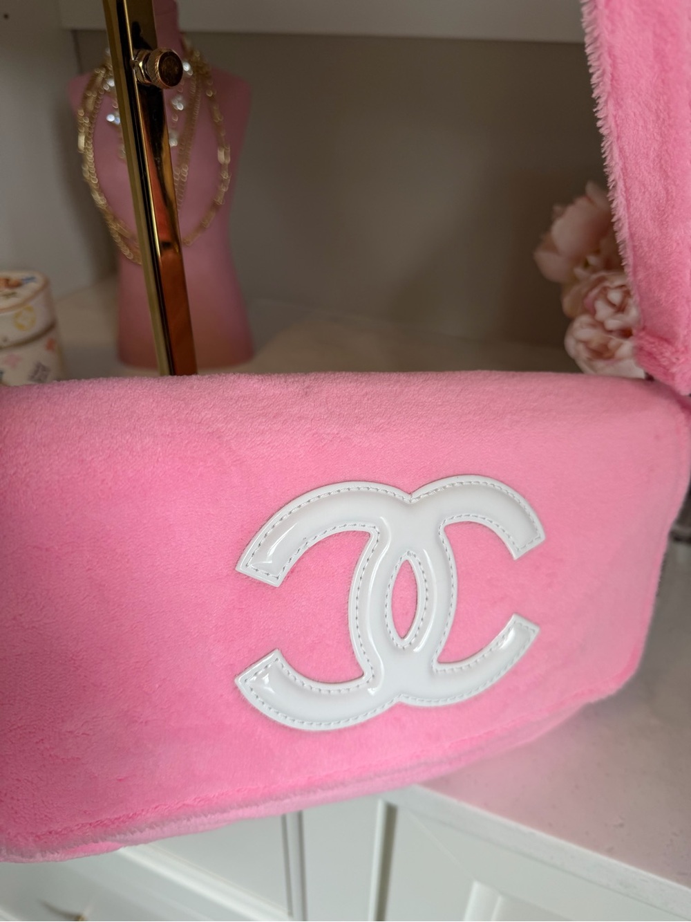 Made for Chanel Precision ~  Pink Plush Shoulder Bag with White CC Logo - Picture 13 of 16
